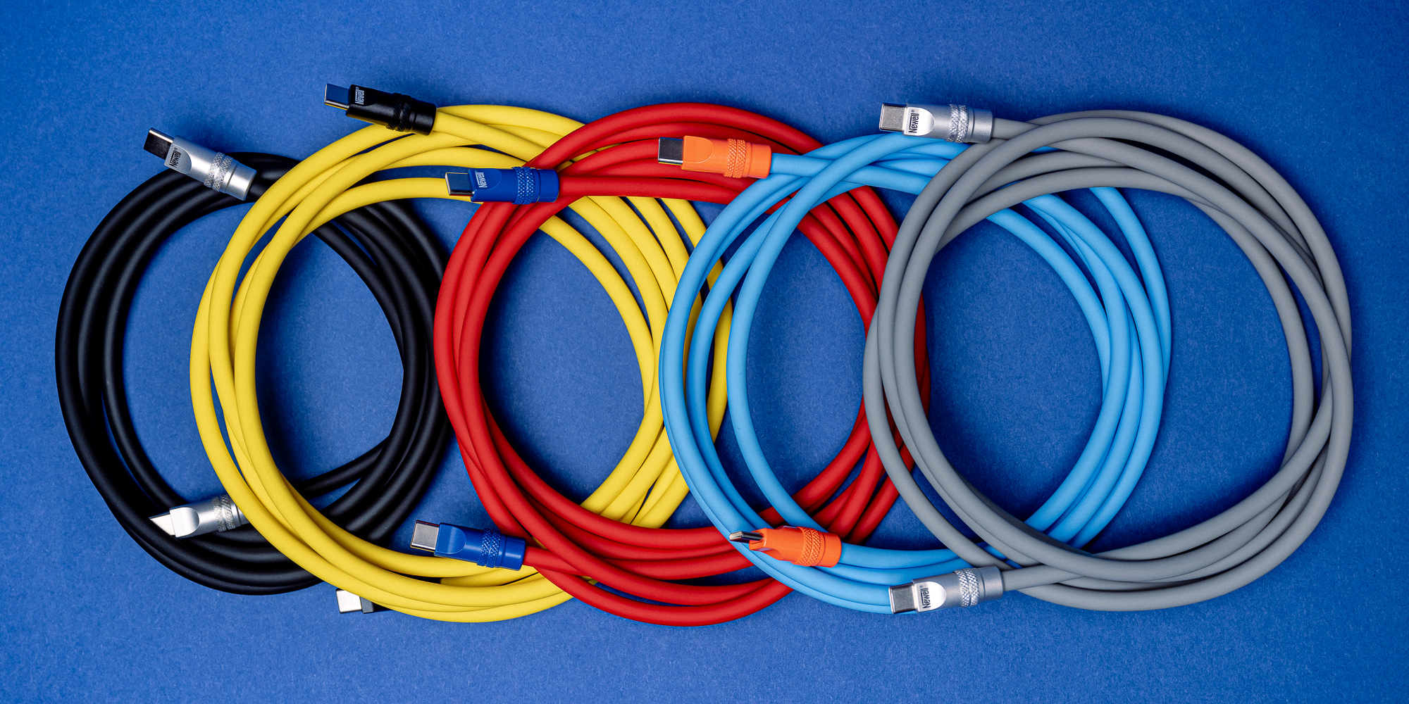 Kabel Newell USB-C - USB-C 100 W, 2 m, silikonowy, czerwono-granatowy